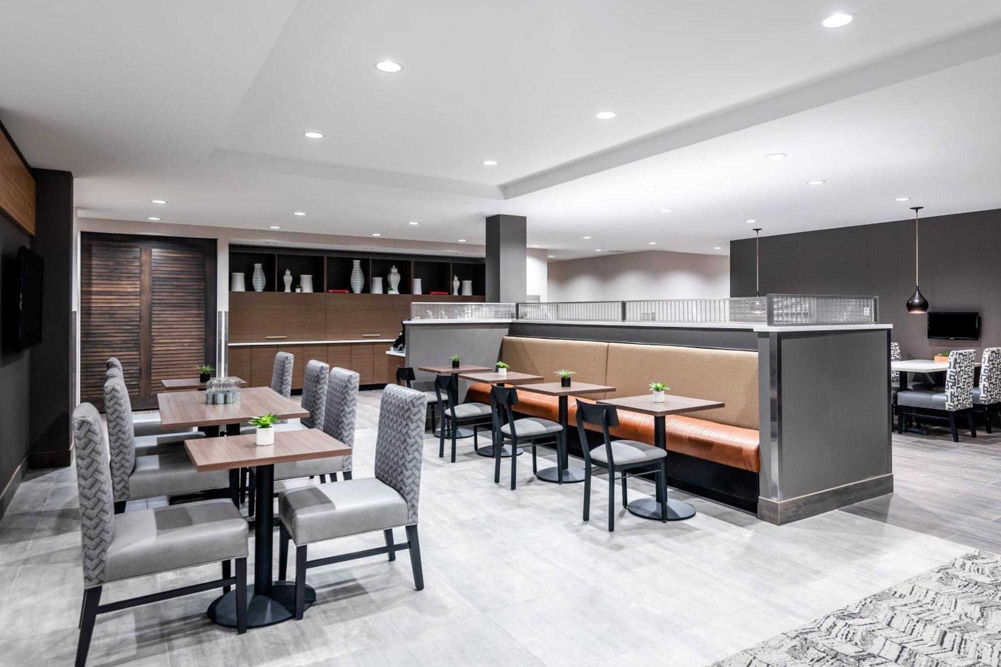 Towneplace Suites By Marriott Уайтфиш Екстериор снимка